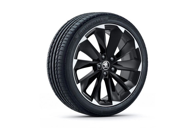 Škoda Supernova 19" inch met zomerbanden Škoda Supernova 19" inch met zomerbanden
