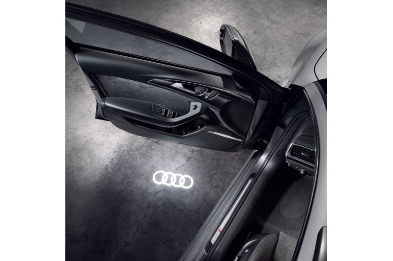Audi instapverlichting LED met logoprojectie van Audi logo