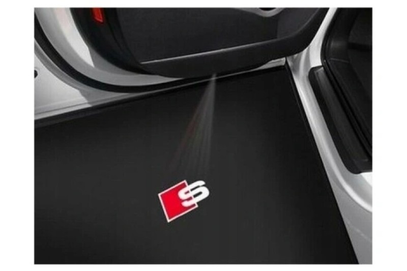 Audi instapverlichting LED met logoprojectie van S logo