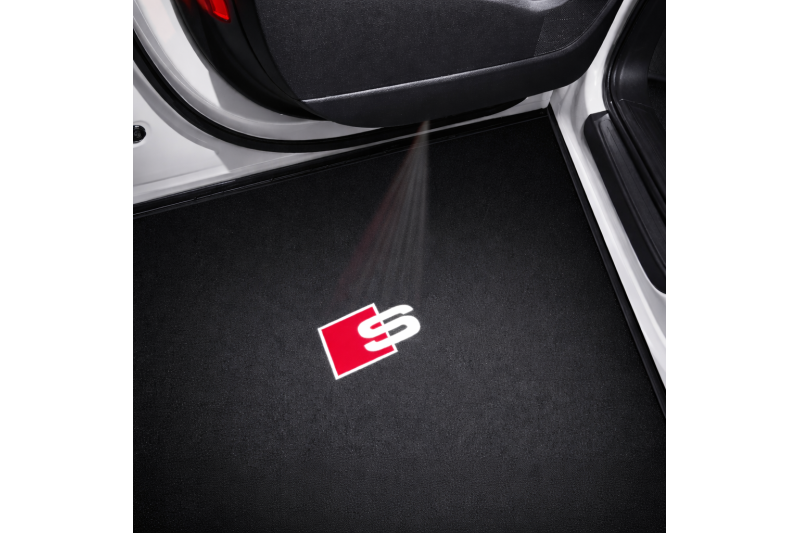 Audi instapverlichting LED met logoprojectie van S logo Audi instapverlichting LED met logoprojectie van S logo