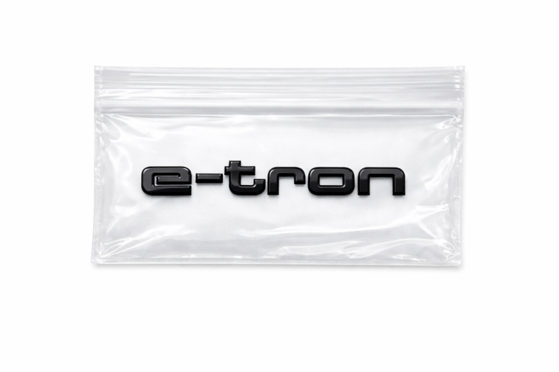 Audi e-tron embleem zwart achterzijde