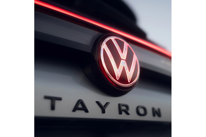 Volkswagen Tayron embleem achterzijde (blackline)