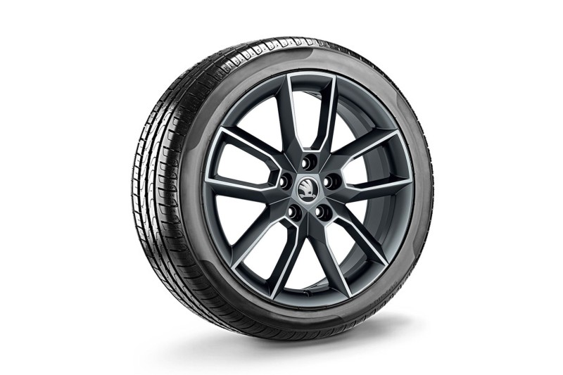 Škoda Gemini 18" inch met zomerbanden Škoda Gemini 18" inch met zomerbanden