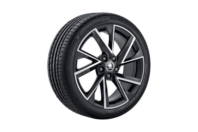 Škoda Vega 18" inch met zomerbanden