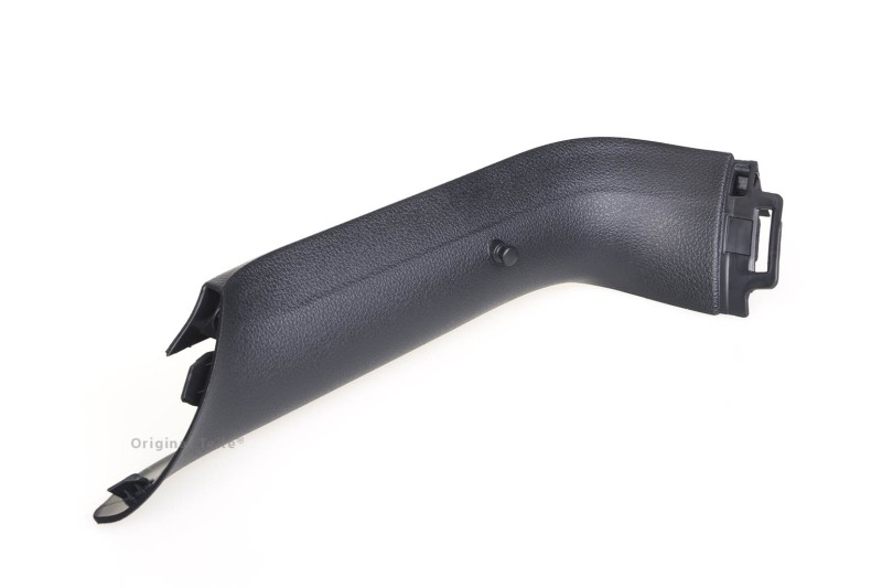 Volkswagen e-Golf (MK7) achterklepbekleding rechts - satijnzwart Volkswagen e-Golf (MK7) achterklepbekleding rechts - satijnzwart