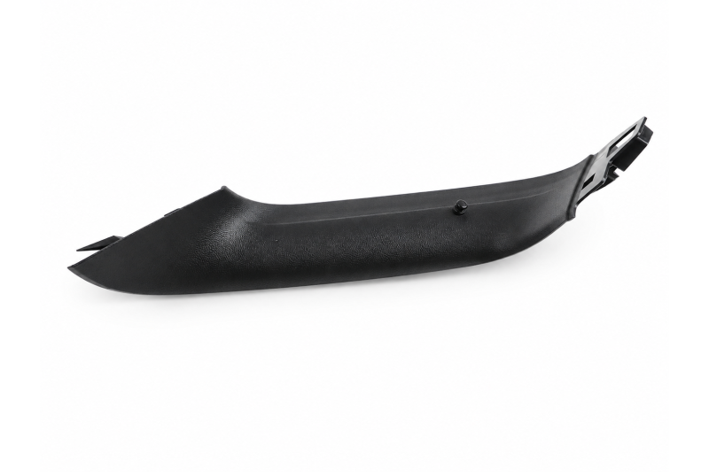 Volkswagen Golf 8 achterklepbekleding rechts – zwart