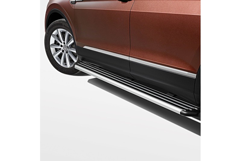 Volkswagen Tiguan 5NA Sidesteps