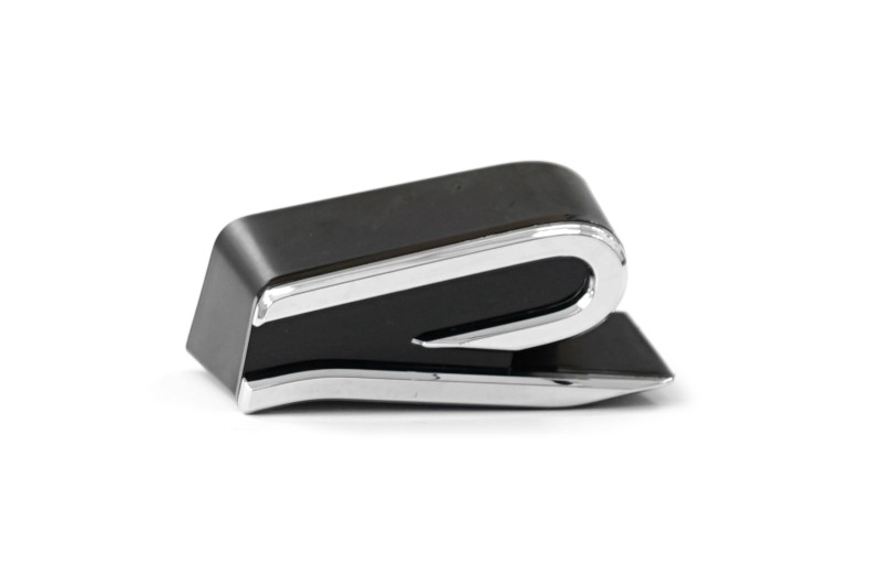 Volkswagen Tiguan (AX) r-line grill embleem chrome Volkswagen Tiguan (AX) r-line grill embleem chrome