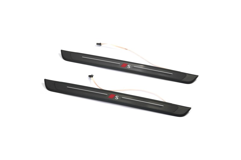 Audi A5 (B10) / A6 (C9) verlichte instaplijsten met S