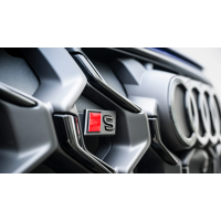Audi SQ5 (GU) grille embleem voorzijde Audi SQ5 (GU) grille embleem voorzijde