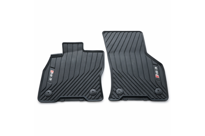 Audi A3 (8Y) rubberen mattenset met RS3 opdruk (voorzijde)