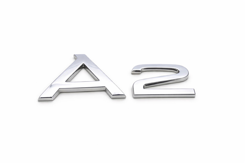 Audi A2 embleem achterkant chroom Audi A2 embleem achterkant chroom