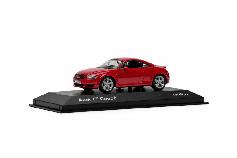 Audi TT coupé (1:43) amulet red