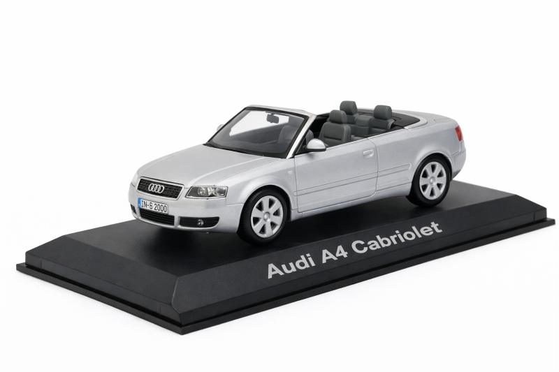 Audi A4 Cabriolet modelauto (1:43) zilvergrijs