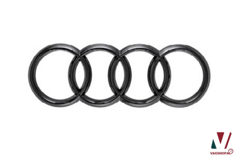 Audi Q3 F3 logo zwart achterzijde