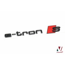 Audi 'e-tron S' zwart embleem achterzijde