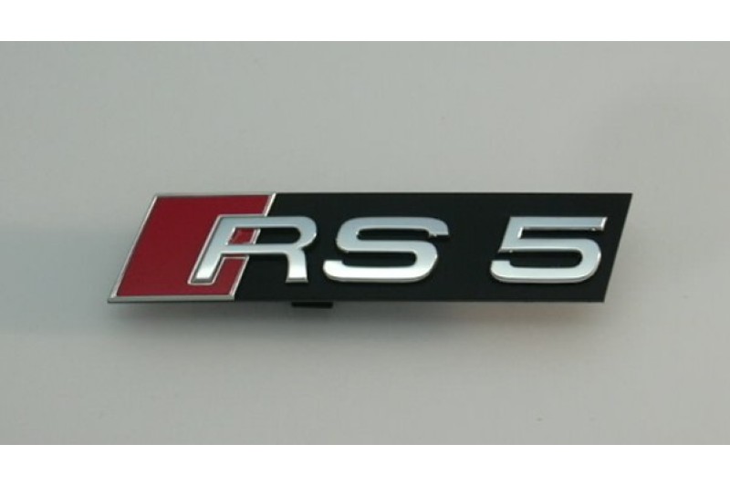 Audi RS5 8T logo in de grille