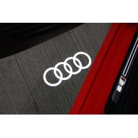 Audi instapverlichting LED met logoprojectie van Audi logo