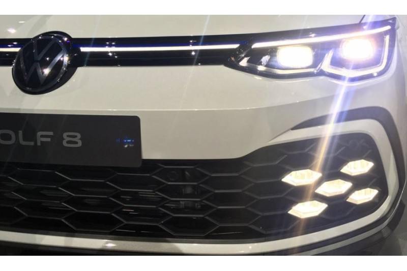 Volkswagen Golf 8 Mistlampset voor achteraf inbouw