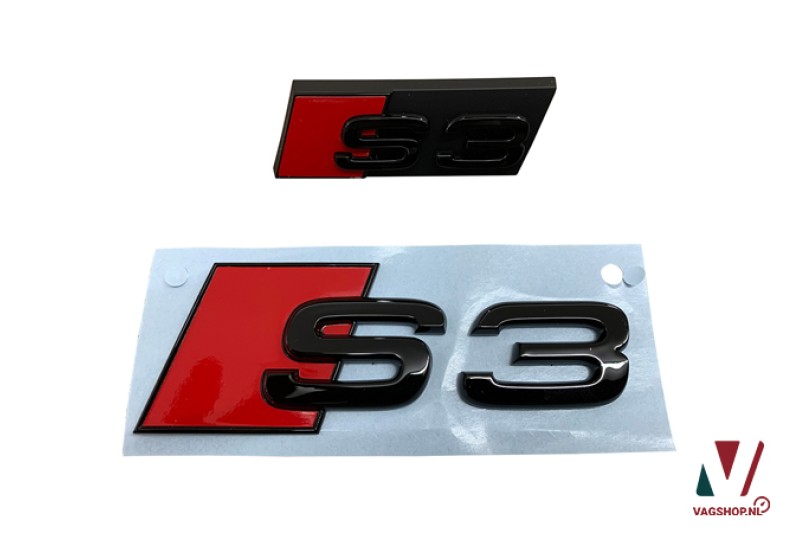 Audi S3 grille logo zwart