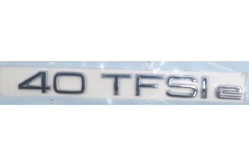 Audi 40 TFSI-E embleem chroom achterzijde