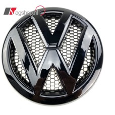 Zwart VW embleem in de grille voor de CC