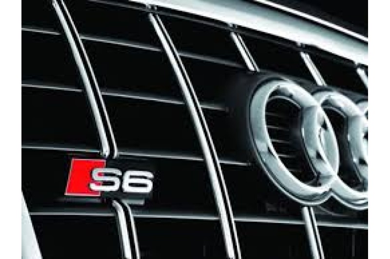 S6 Grill Badge
