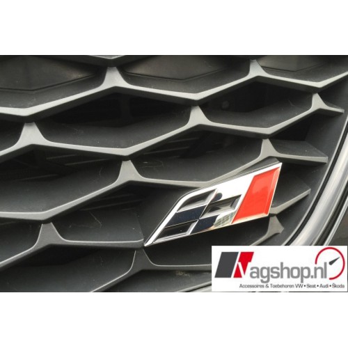 Seat Ibiza (6J), Leon (5F) 'Cupra' embleem voor de grill 