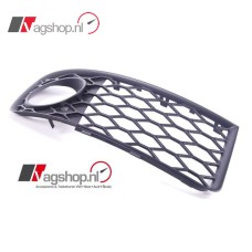 Audi RS4 (8E) Bumper rooster voor mistlampen