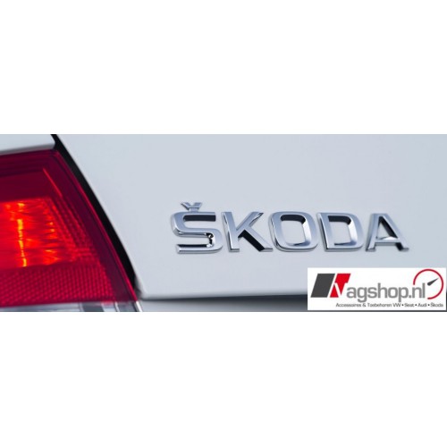 Skoda 'SKODA' plak embleem achterkant