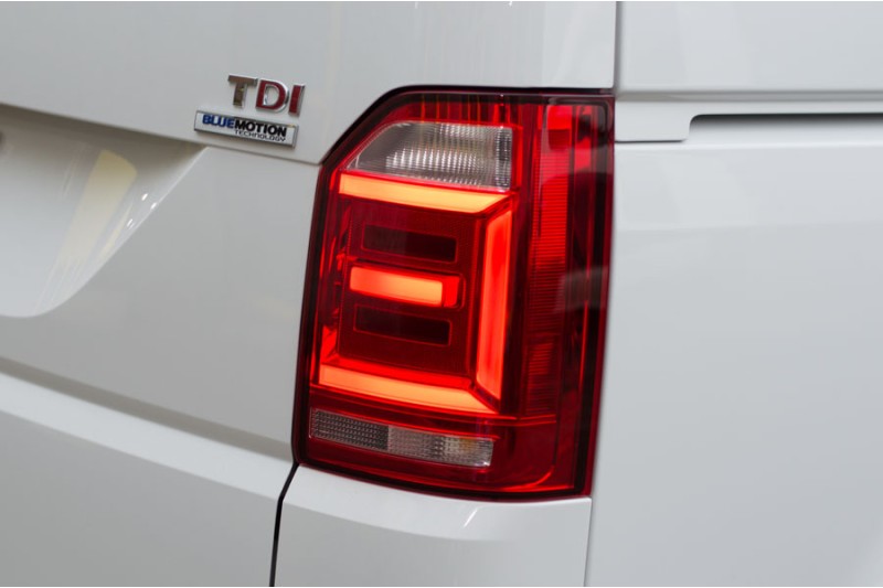 VW Transporter T6 Smoked LED Achterlichten Set