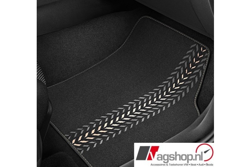 Seat Ibiza (6F) Velours mattenset Mystic Magenta