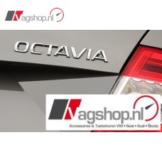 Skoda 'Octavia' plak embleem achterkant 