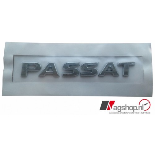 VW Passat (B8) plak embleem achterkant 