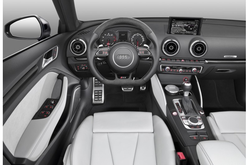 Audi A3/S3/RS3 carbon dashboard sierlijst