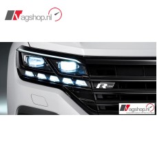 VW Touareg 3 V8 grille embleem 