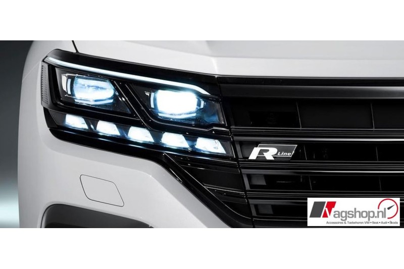 VW Touareg 3 V8 grille embleem 