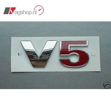 V5 5= Rood Plak badge