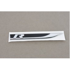 R logo spatbord Golf 7 Facelift