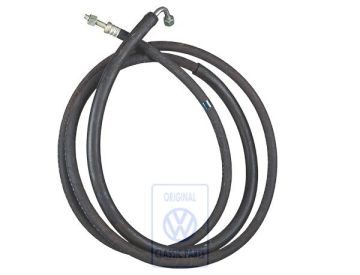 Volkswagen Transporter T3 koelmiddelslang reservoir naar condensor 3675 mm