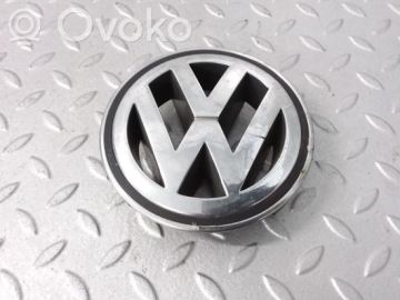 Volkswagen Passat (B2) logo