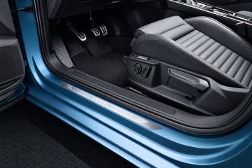 Volkswagen Passat (B8) set instaplijsten