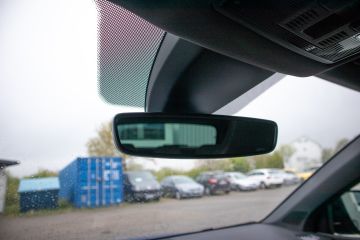 Binnen-achteruitkijkspiegel voor automatische dimming voor Škoda MQB — kleur: satin black