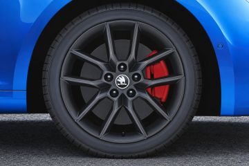 Škoda Octavia 3 (5E) velg - zwart-metallic (18 inch)