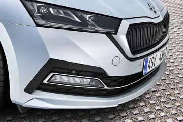 Škoda Octavia 4 (NX) spoiler - voorspoiler gegrond
