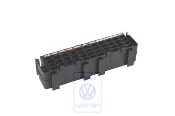 Volkswagen Transporter T4 potentiaalverdeler relaisposities 13-24