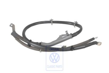 Volkswagen Touareg 1 (7L) pluskabelboom accu (AXQ)