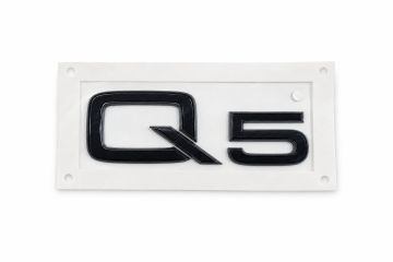 Audi Q5 (FY) embleem