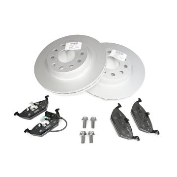 Volkswagen Bora (1J), Golf 4 set remschijven met remblokken
