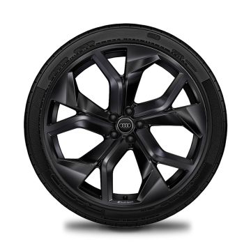 Audi RSQ8, Q8 winterset - zwart